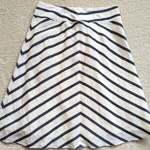 Talbot's White & Navy linen skirt